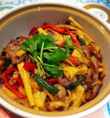 吃腐竹烧肉上火么？会上火...