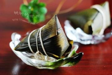 煮豆沙枧水粽