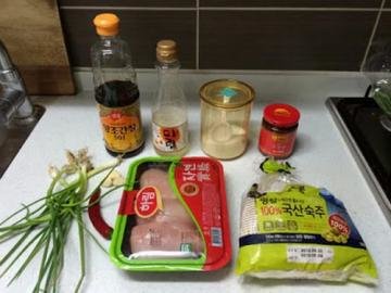 辣炒豆芽鸡胸肉食材图
