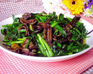 韭菜鳝鱼丝