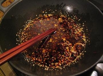 四川辣椒油的简单做法及配...