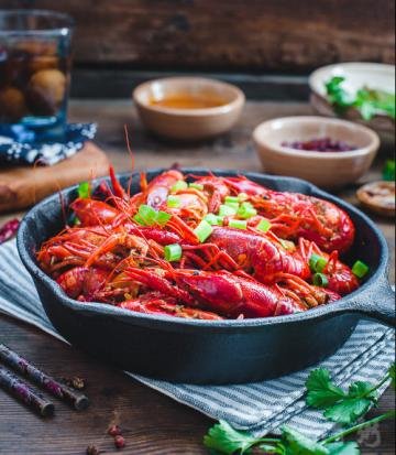 麻辣小龙虾
