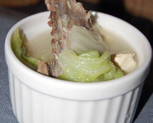 白菜豆腐鸭架汤