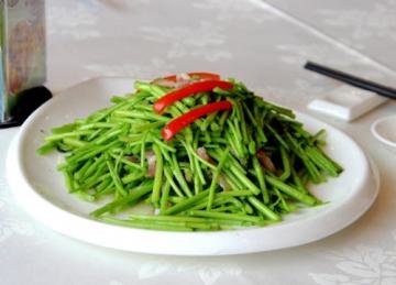 芦蒿是发物吗？芦蒿到底是...