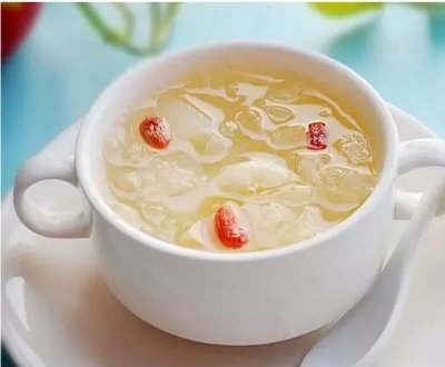 雪耳和银耳的区别是什么？银耳需要泡发多久多长时间最好？3