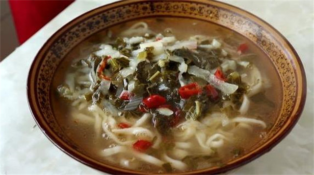 好吃又养胃的【酸菜面】，酸香味美1