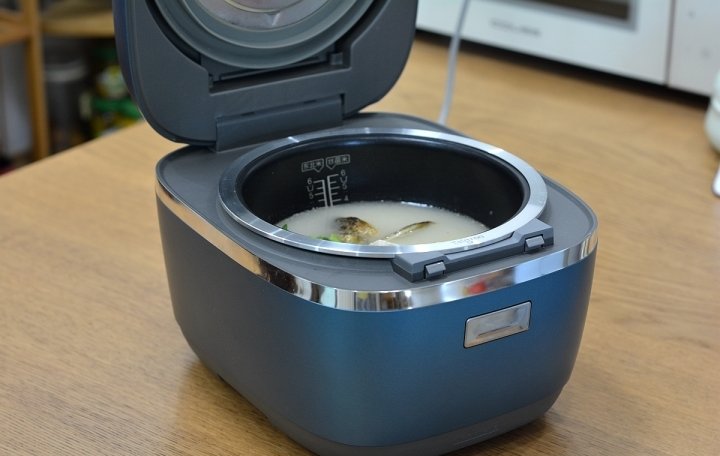 做【鱼头豆腐汤】用凉水还是用热水，有技巧！10