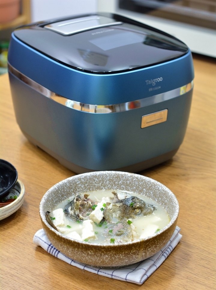 做【鱼头豆腐汤】用凉水还是用热水，有技巧！13