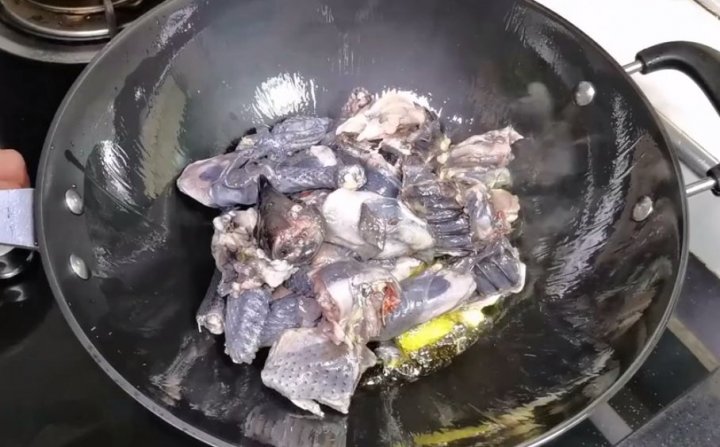 补血养气推荐【砂锅炖乌鸡汤】4