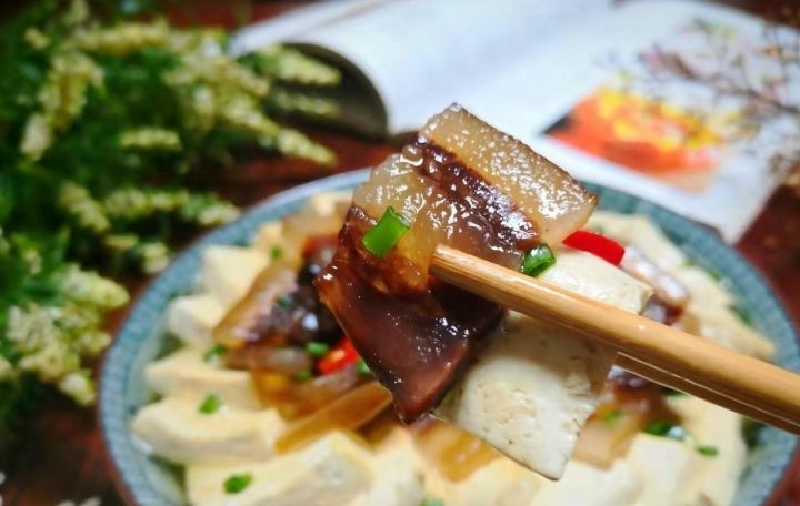 滋补又抗寒：豆腐蒸腊肉2