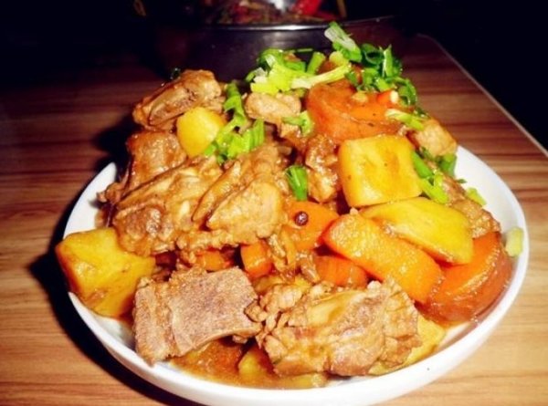 【土豆焖鸭肉】秋天清火润燥，滋补养胃，好吃营养不油腻1