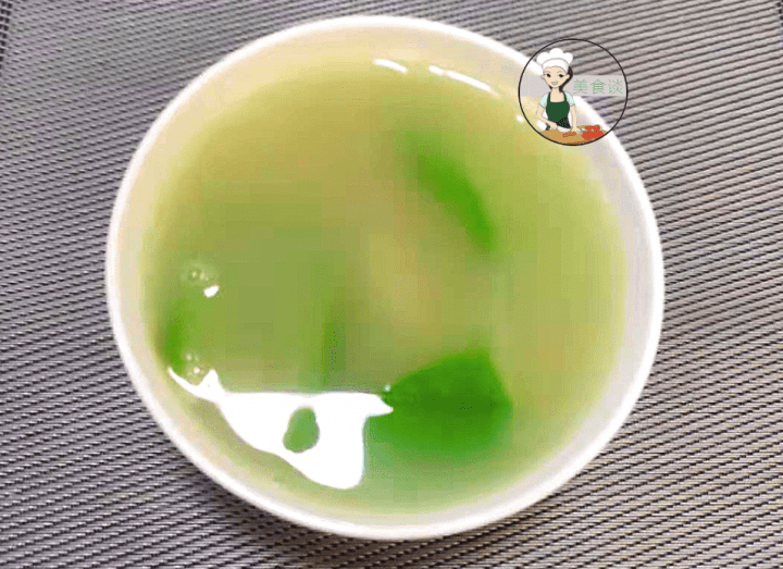 素菜汤：丝瓜白蘑菇鸡蛋汤、营养防燥火2