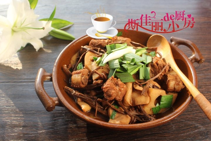 莲藕豆腐茶树菇烧排骨的做法-莲藕豆腐茶树菇烧排骨怎么做好吃1