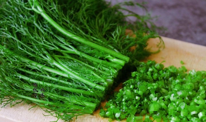 怎样包茴香猪肉饺子？6