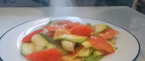 笋瓜怎么做好吃：西红柿笋瓜的做法7