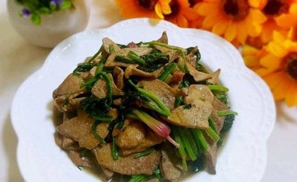 菠菜猪肝汤怎么做-菠菜猪肝汤的功效与作用4