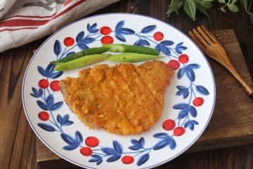煎猪排如何腌制才嫩-煎猪...
