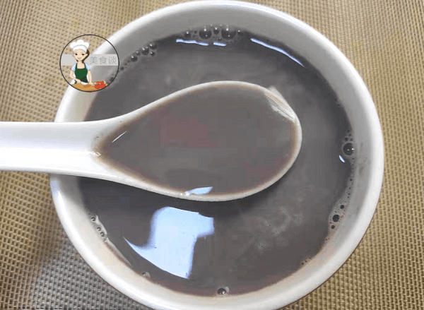 黑米馒头的做法-黑米馒头的功效与作用3