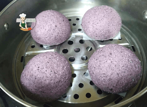 黑米馒头的做法-黑米馒头的功效与作用10