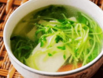 豌豆苗豆腐汤怎么做好吃-豌豆苗豆腐汤的做法2