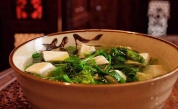 豌豆苗豆腐汤怎么做好吃-豌豆苗豆腐汤的做法3