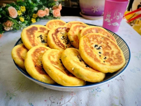 玉米面葱花饼怎么做-玉米面葱花饼的做法13