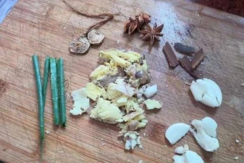 蒸猪脚怎么做-蒸猪脚的做法5