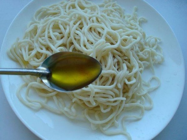 拉条子拌面的菜怎么炒-拉条子面的做法7