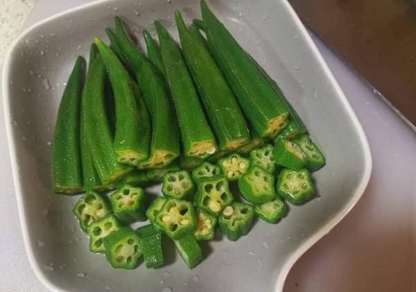 秋葵怎么做不苦涩-秋葵的做法8
