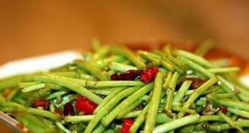 藜蒿是发物吗-藜蒿的功效与作用做法3