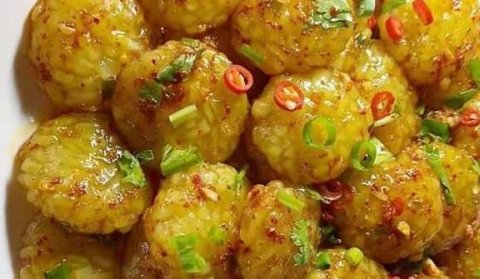 酸辣小饼怎么做-土豆酸辣小饼的做法1