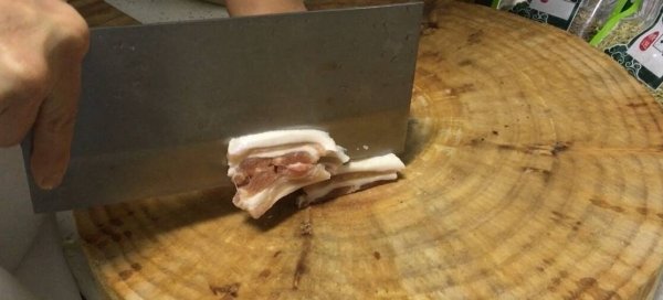 香菇可以炒五花肉吗-香菇和五花肉怎么做好吃窍门6