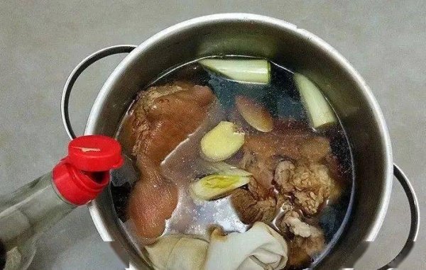 蹄膀红烧怎么做-红烧蹄膀的家常做法8