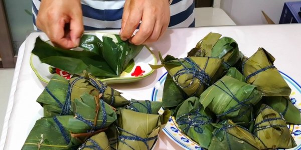 煮粽子是用热水煮还是冷水煮-粽子煮多久可以吃7