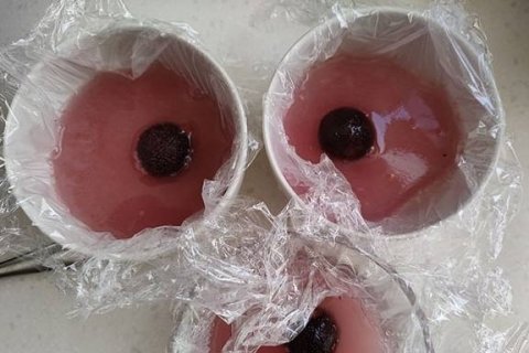 冰粉怎么做好吃-杨梅冰粉的做法4