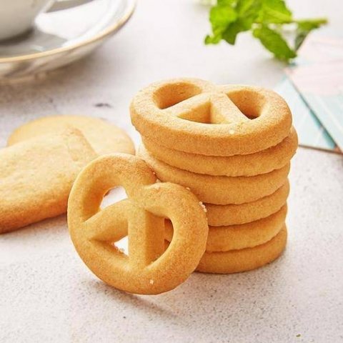 曲奇饼干怎么做好吃-曲奇饼干的配料和做法2