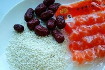 包粽子要提前泡糯米吗-包粽子的糯米要泡多久5